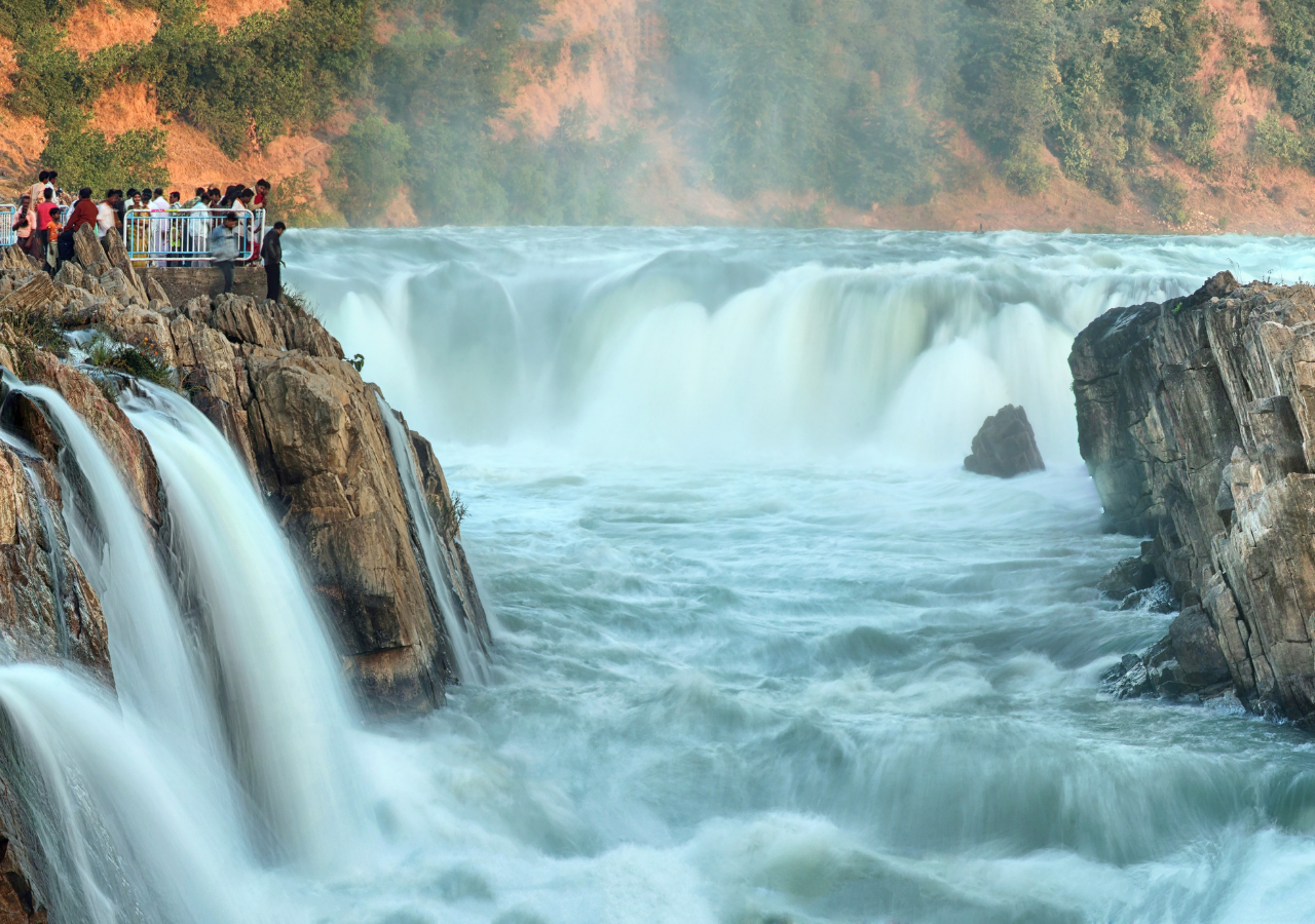 Bhedaghat Marble Rocks
